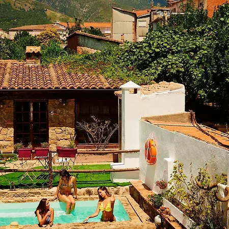 Cr 4 Estrellas La De Sentidos En Caceres * 哈兰迪雅·德·拉·维尔