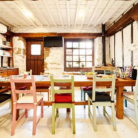 Cr 4 Estrellas La De Sentidos En Caceres * 哈兰迪雅·德·拉·维尔