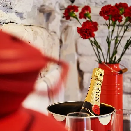 Cr 4 Estrellas La De Sentidos En Caceres *