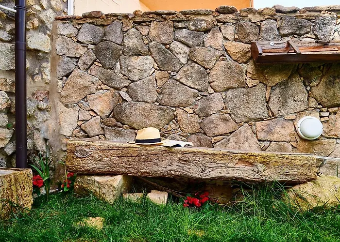 Cr 4 Estrellas La De Sentidos En Caceres