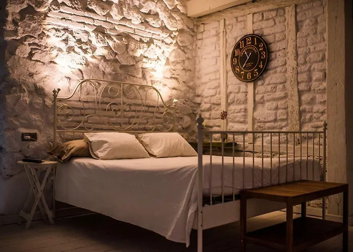 Cr 4 Estrellas La De Sentidos En Caceres *